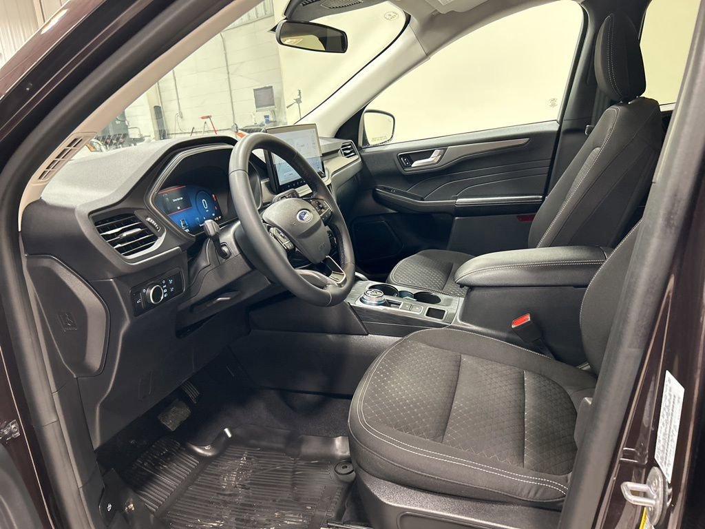 Certified 2023 Ford Escape Active w/ Tech Pack #2 image 12