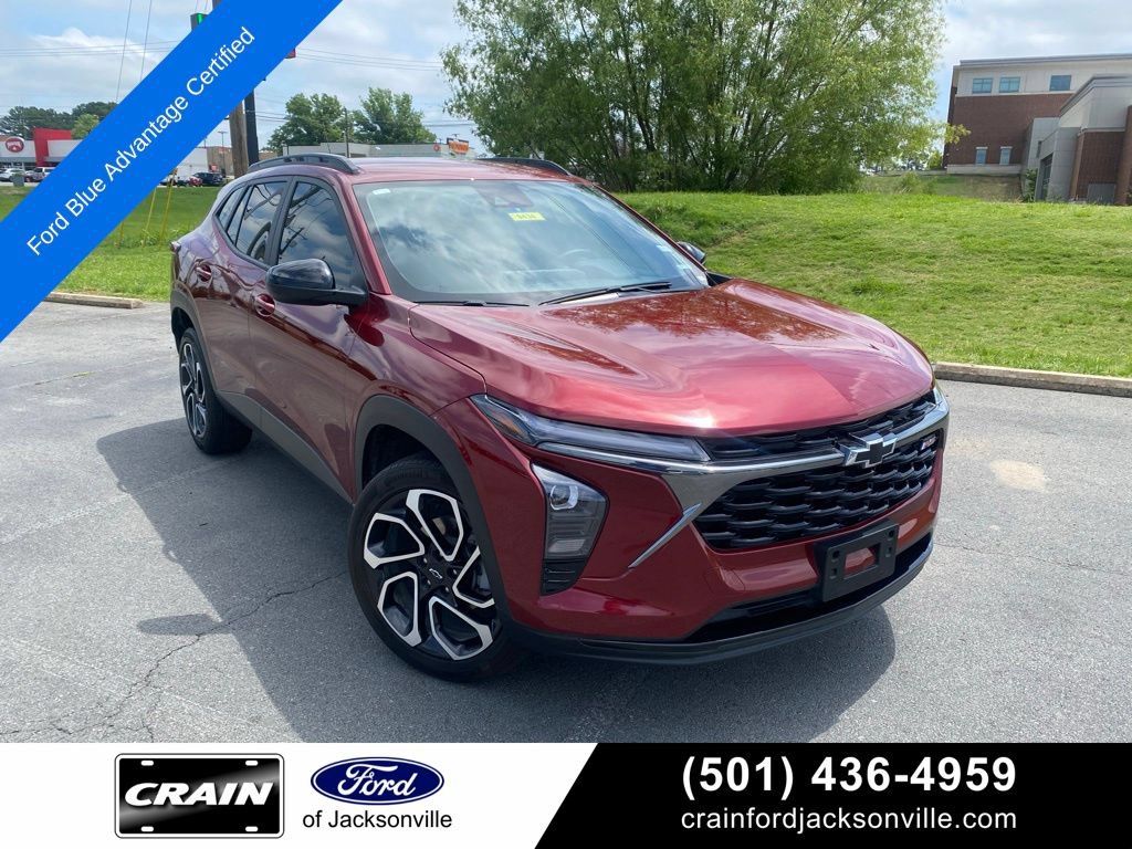 Used 2025 Chevrolet Trax RS