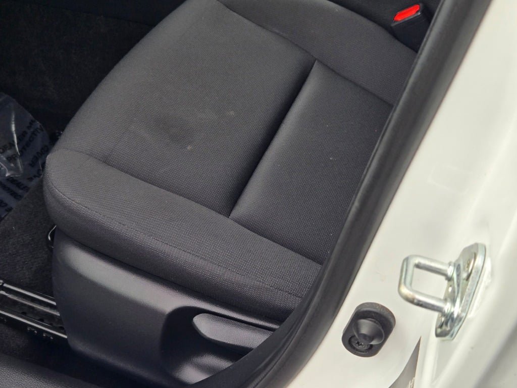 Used 2024 Toyota Corolla LE FWD image 18