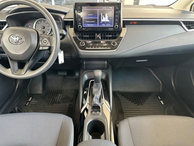 Used 2022 Toyota Corolla LE image 15