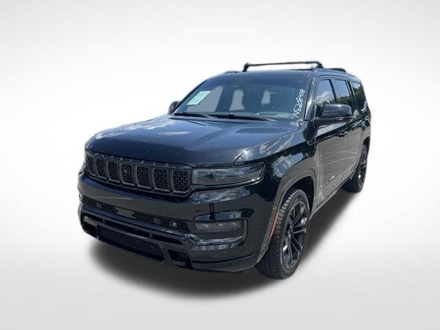 Used 2022 Jeep Grand Wagoneer Series II AWD/4WD image 3