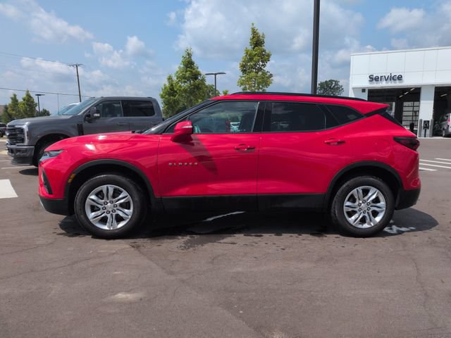 Used 2021 Chevrolet Blazer LT FWD image 2