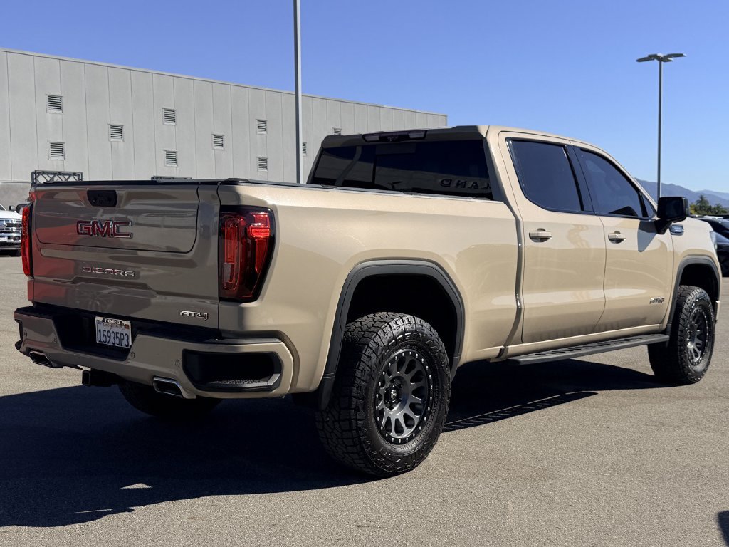 Used 2022 GMC Sierra 1500 AT4 w/ AT4 Premium Package AWD/4WD image 8