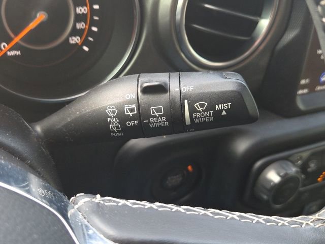 Used 2020 Jeep Wrangler Unlimited Sahara image 40