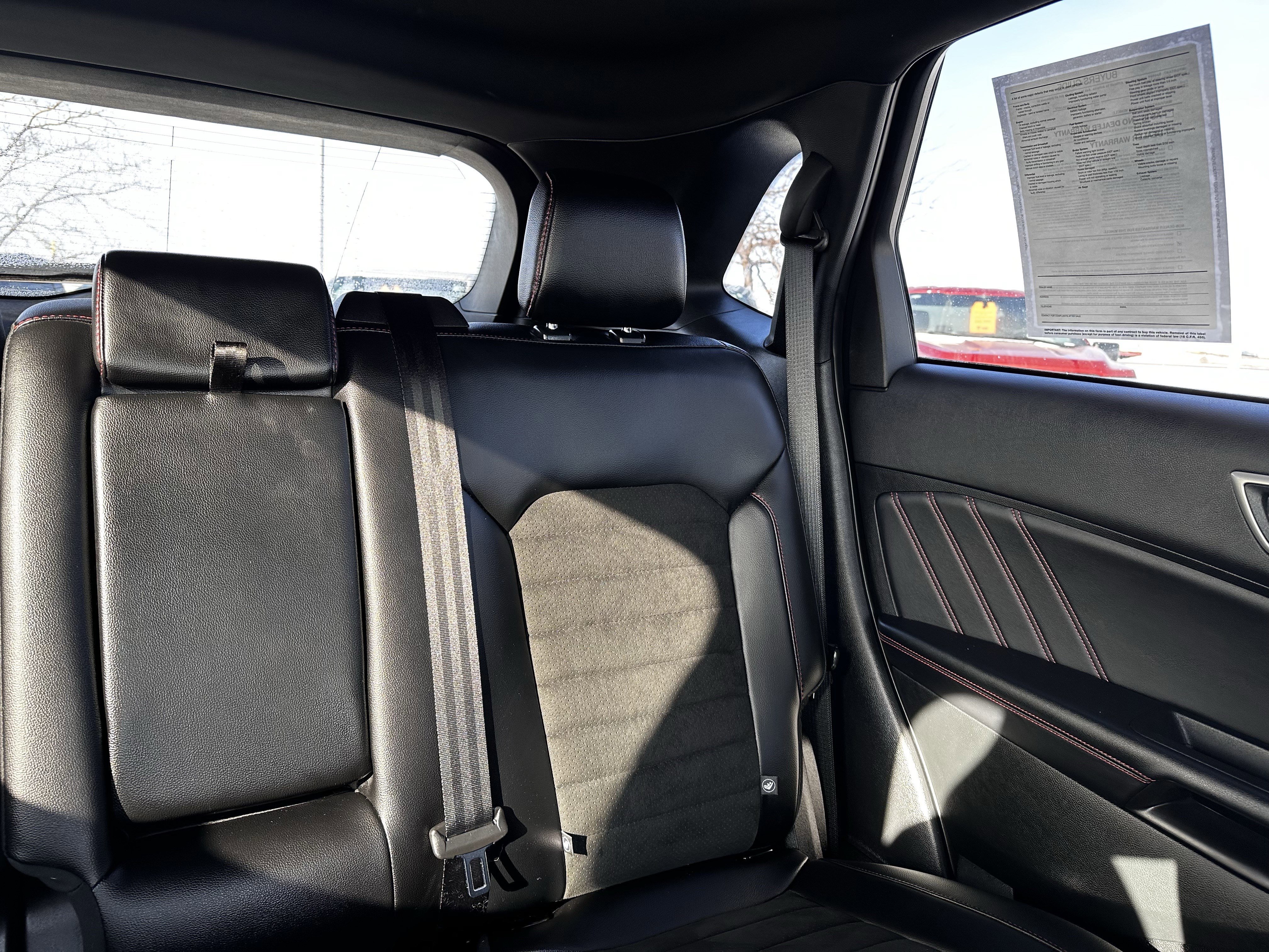 Certified 2024 Ford Edge ST-Line image 14