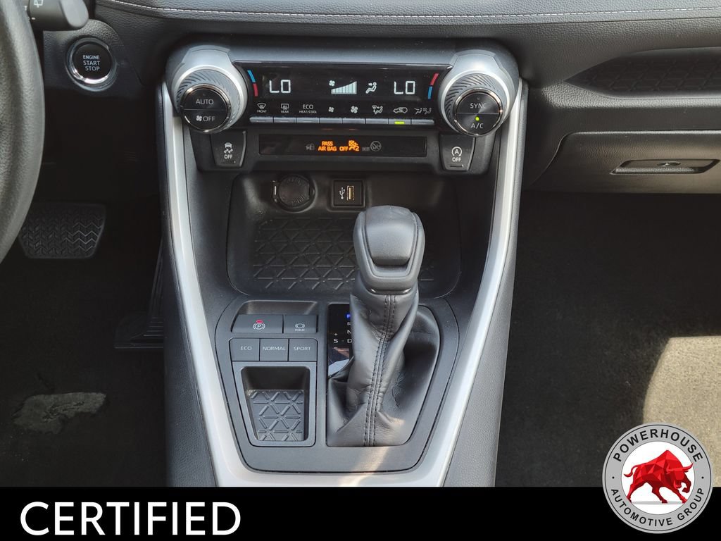 Used 2024 Toyota RAV4 XLE FWD image 22