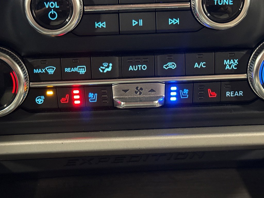 Certified 2024 Ford Expedition Max Limited image 24