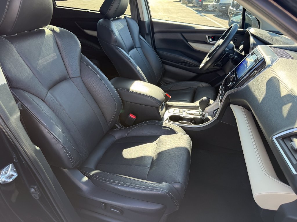 Used 2021 Subaru Ascent Limited w/ Technology Package AWD/4WD image 15