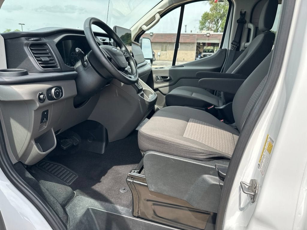 Certified 2024 Ford Transit 350 XLT RWD image 12