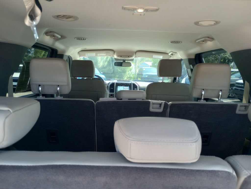 Certified 2018 Ford Expedition XLT w/ Equipment Group 202A RWD image 16