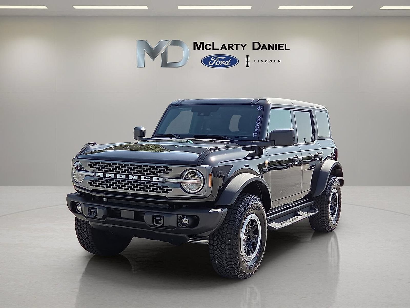 Certified 2026 Ford Bronco Badlands w/ Sasquatch Package AWD/4WD video 2