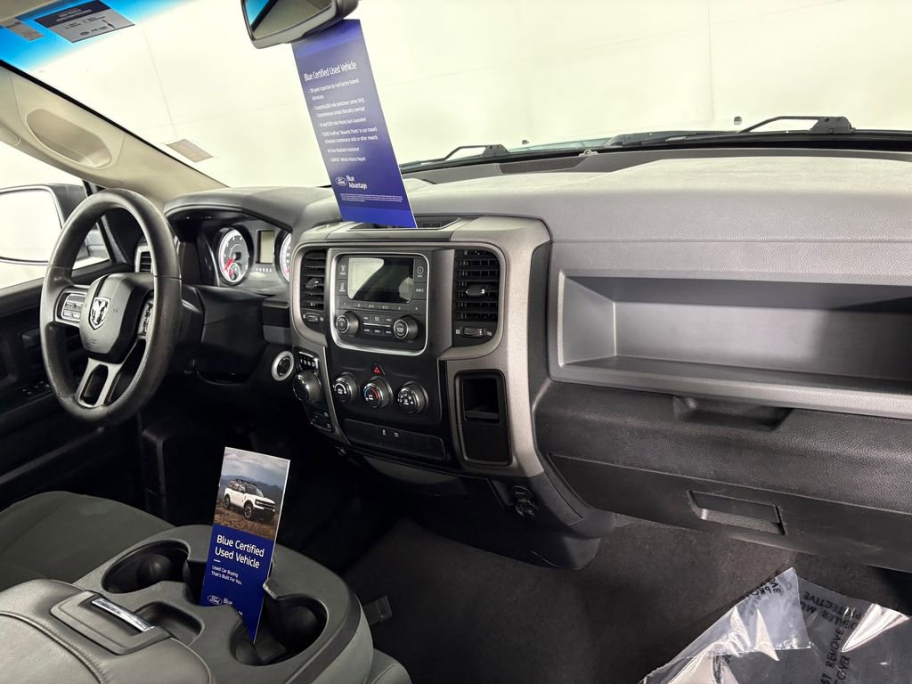 Used 2018 RAM 1500 Tradesman w/ Chrome Appearance Group AWD/4WD image 34