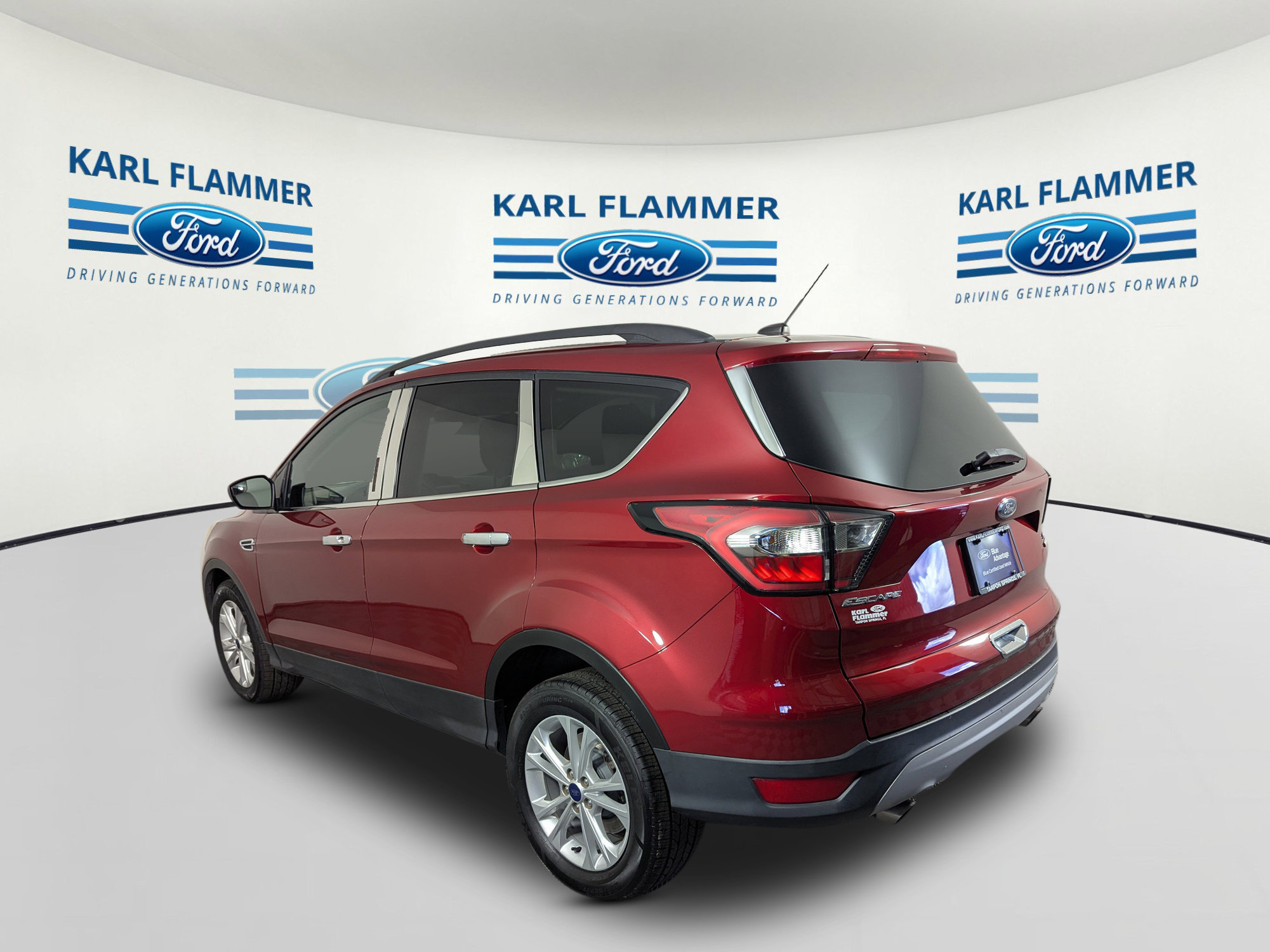 Certified 2018 Ford Escape SE FWD image 5