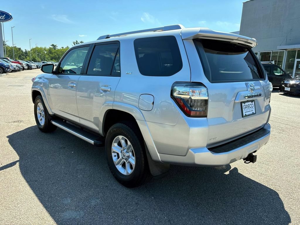 Used 2018 Toyota 4Runner SR5 Premium AWD/4WD image 5