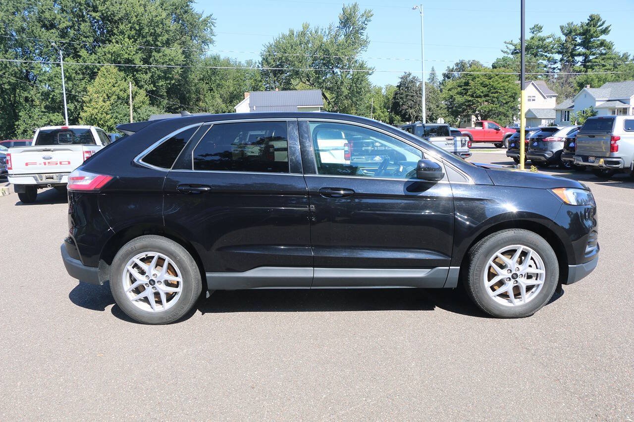Certified 2024 Ford Edge SEL AWD/4WD image 2
