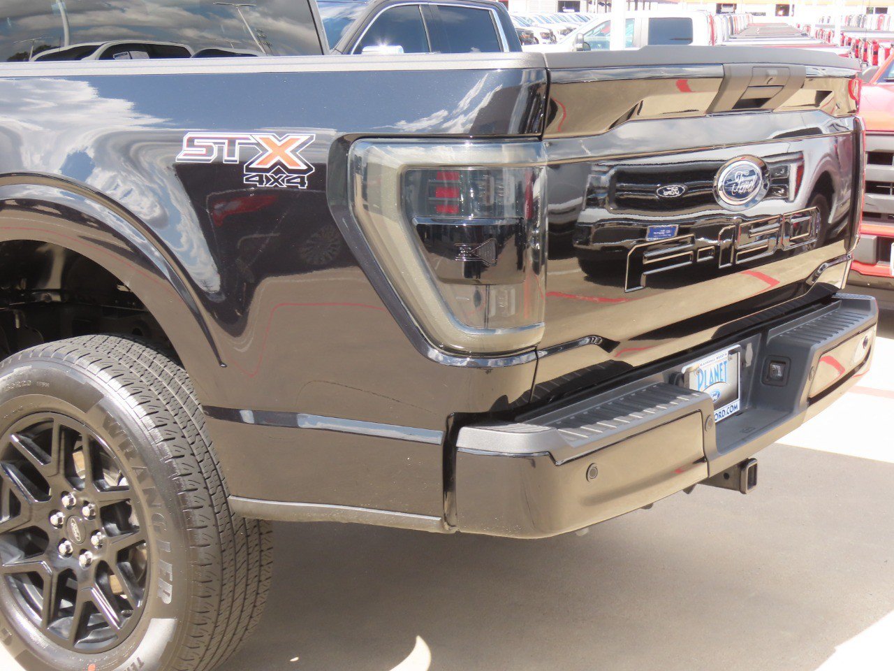 Certified 2023 Ford F150 XL w/ STX Appearance Package AWD/4WD image 15