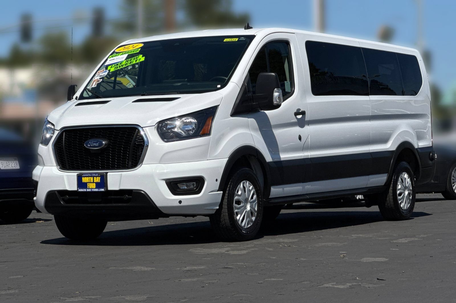 Certified 2024 Ford Transit 350 XLT RWD image 33
