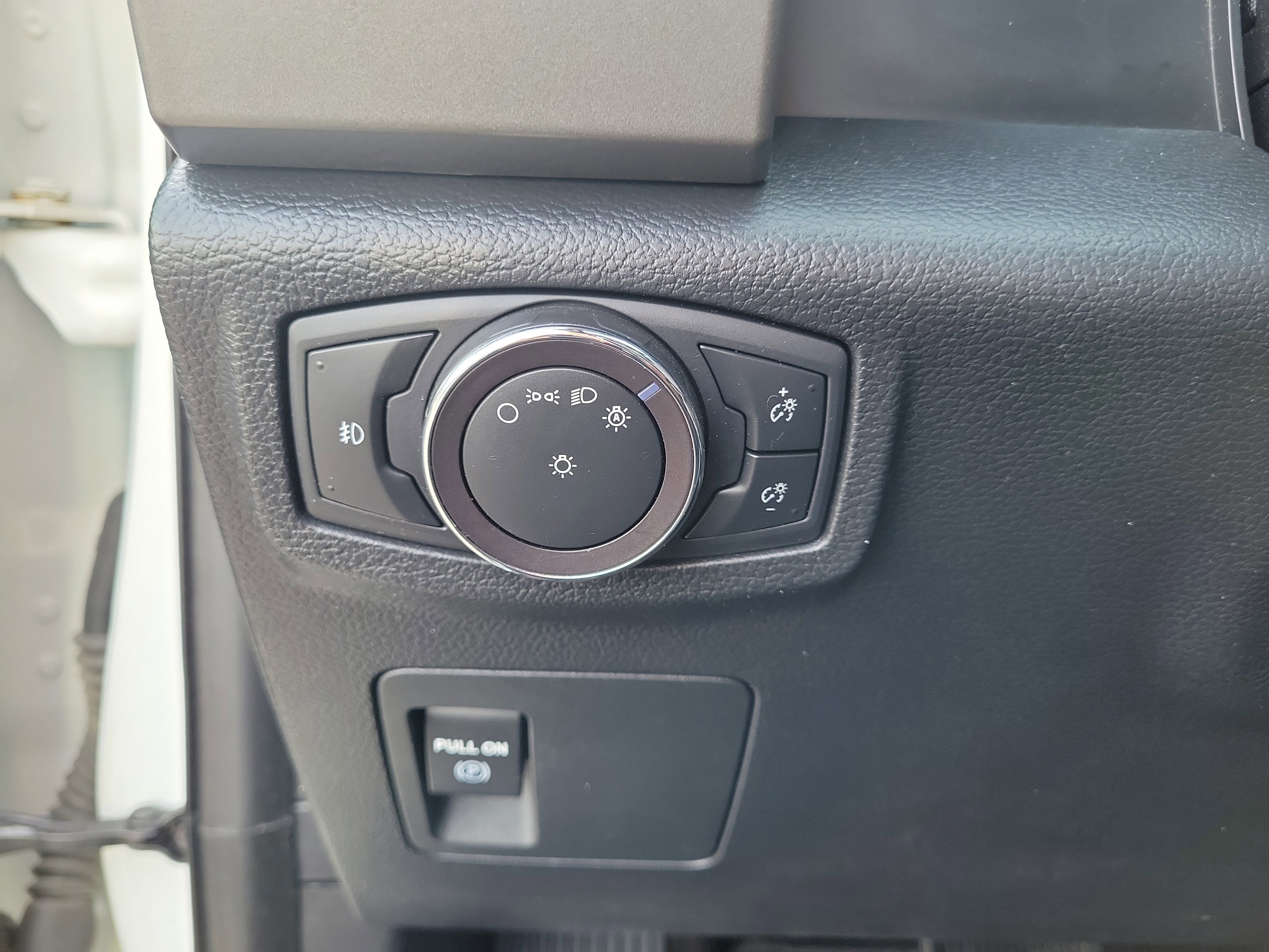 Certified 2020 Ford Expedition XLT w/ Equipment Group 201A AWD/4WD image 22