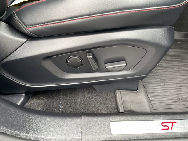 Certified 2025 Ford Explorer ST-Line w/ ST-Line Street Pack image 46