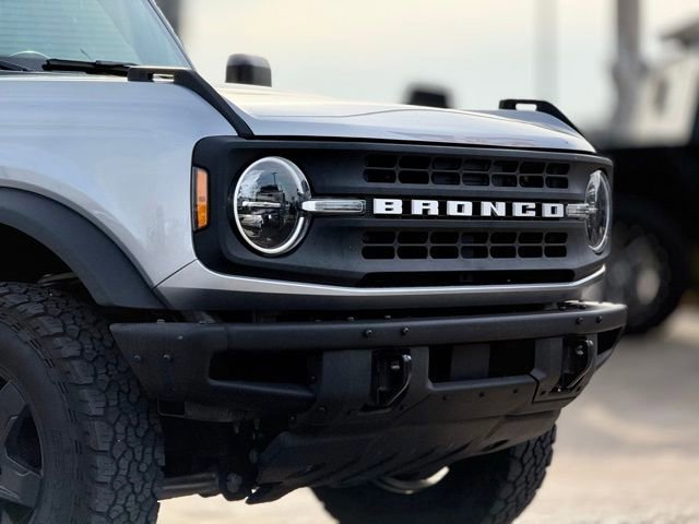 Certified 2023 Ford Bronco Black Diamond image 9