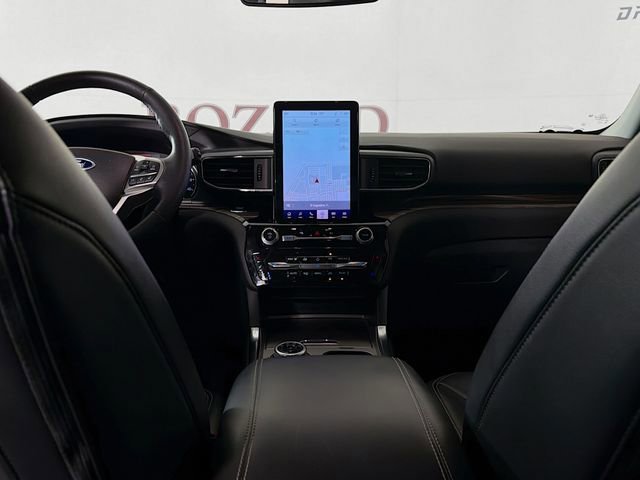 Certified 2023 Ford Explorer Limited w/ Limited Technology Package image 31