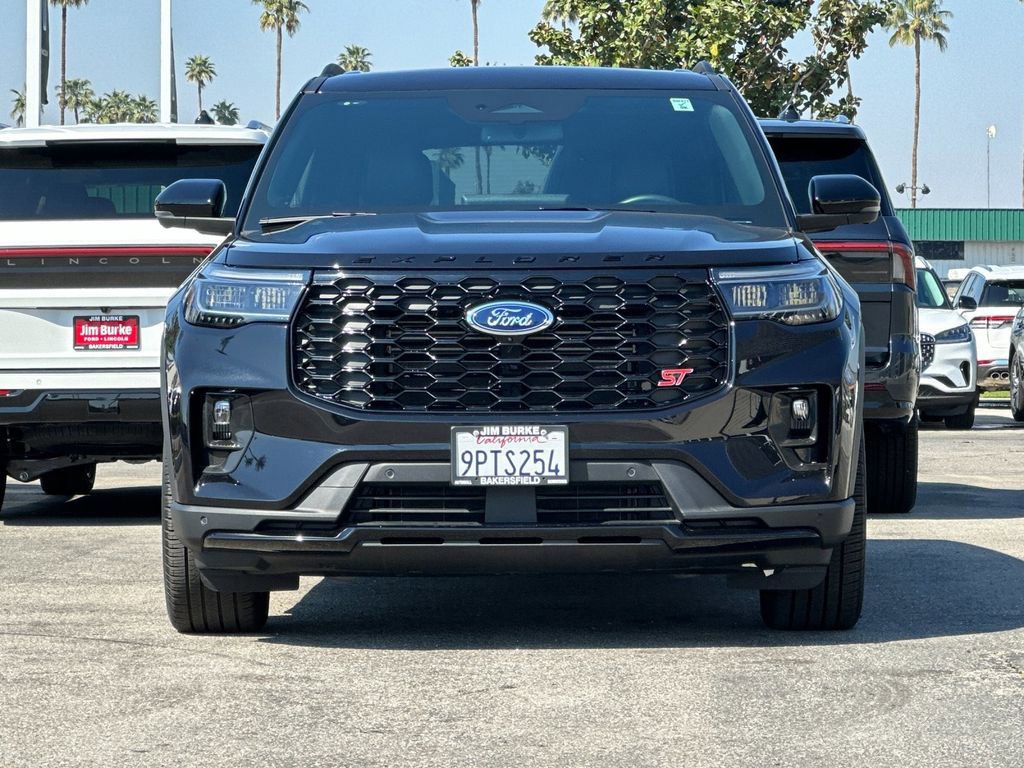 Certified 2025 Ford Explorer ST AWD/4WD image 8