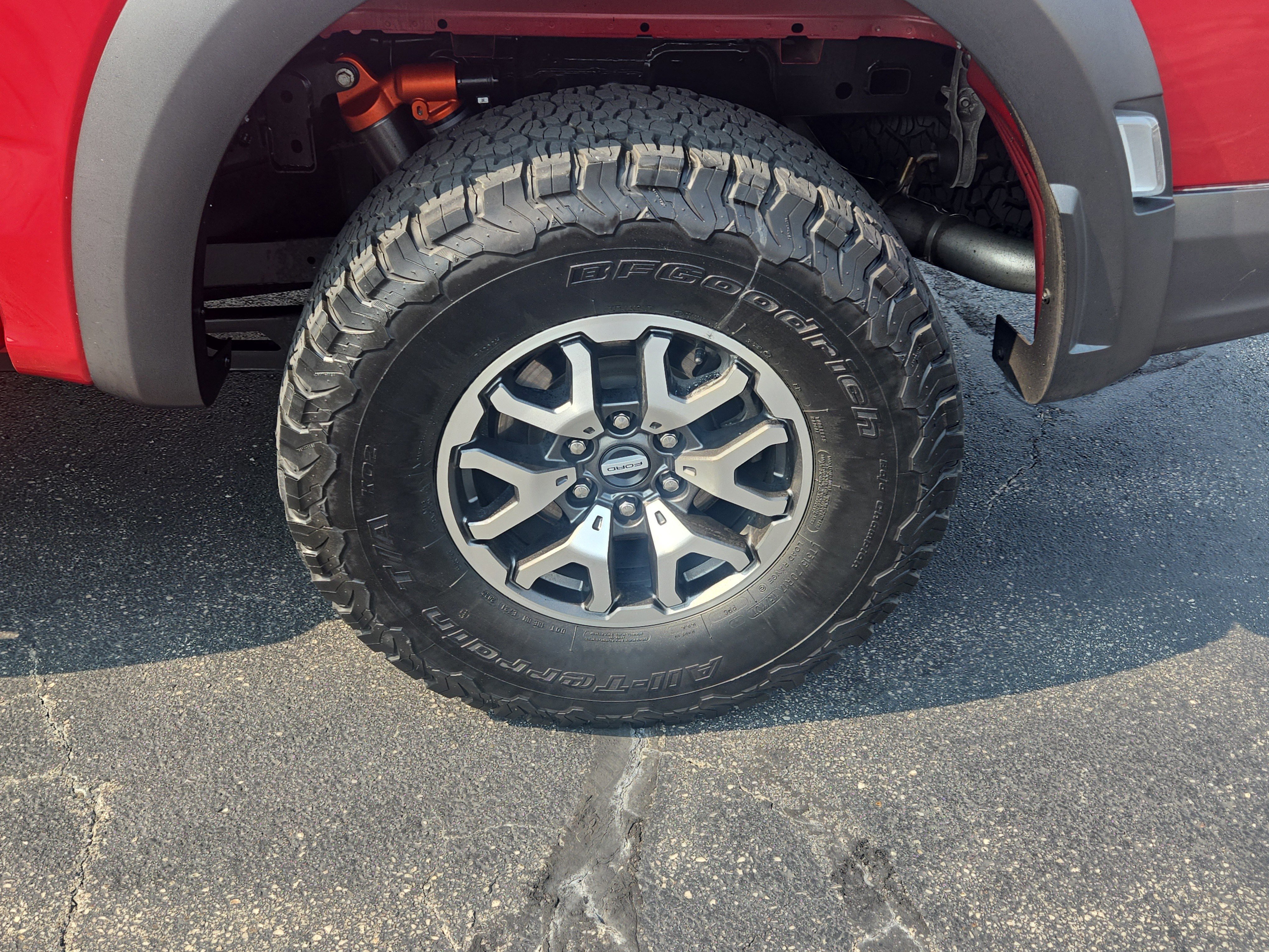 Certified 2022 Ford F150 Raptor w/ Equipment Group 801A High image 12