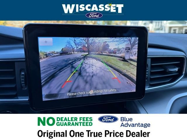 Certified 2022 Ford Explorer XLT w/ Equipment Group 202A image 16