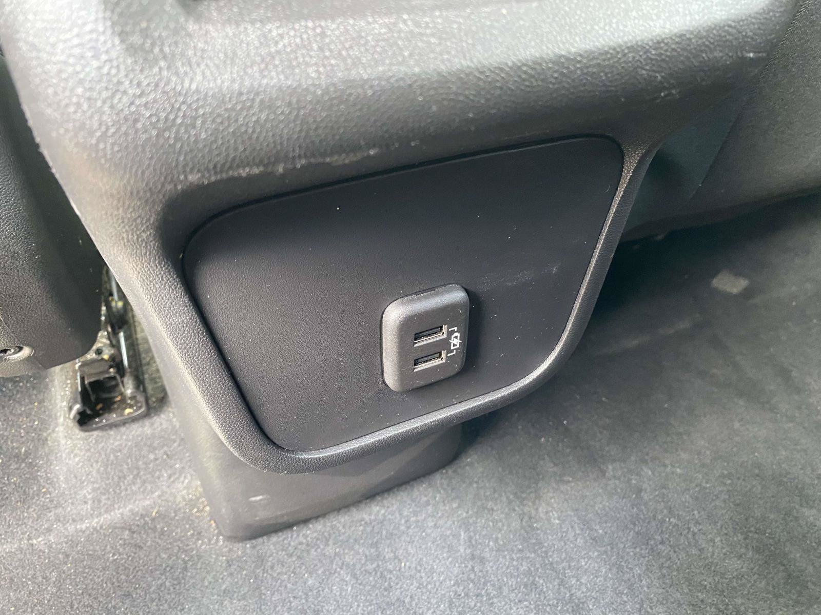 Used 2023 Chevrolet Equinox LT w/ Driver Convenience Package FWD image 13