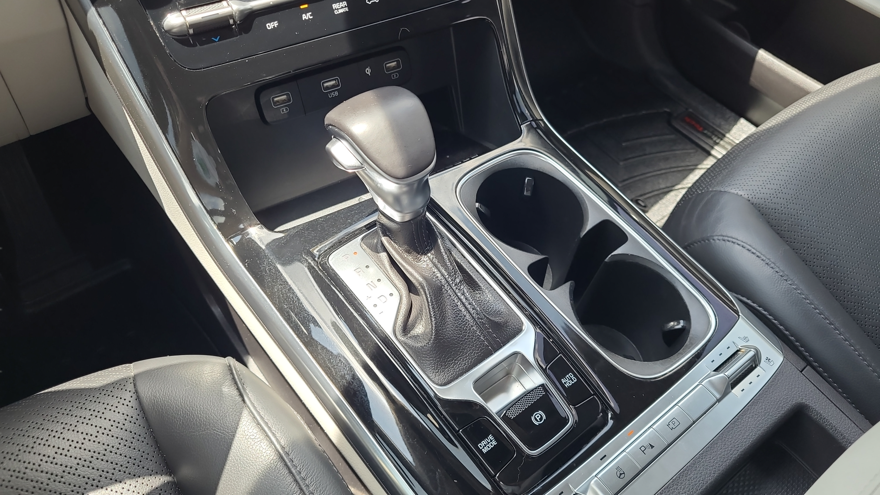 Used 2022 Kia Carnival SX Prestige FWD image 26
