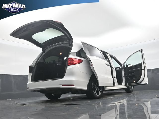 Used 2023 Honda Odyssey Touring image 29