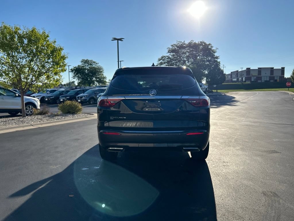 Used 2023 Buick Enclave Premium w/ Experience Buick Package AWD/4WD image 8