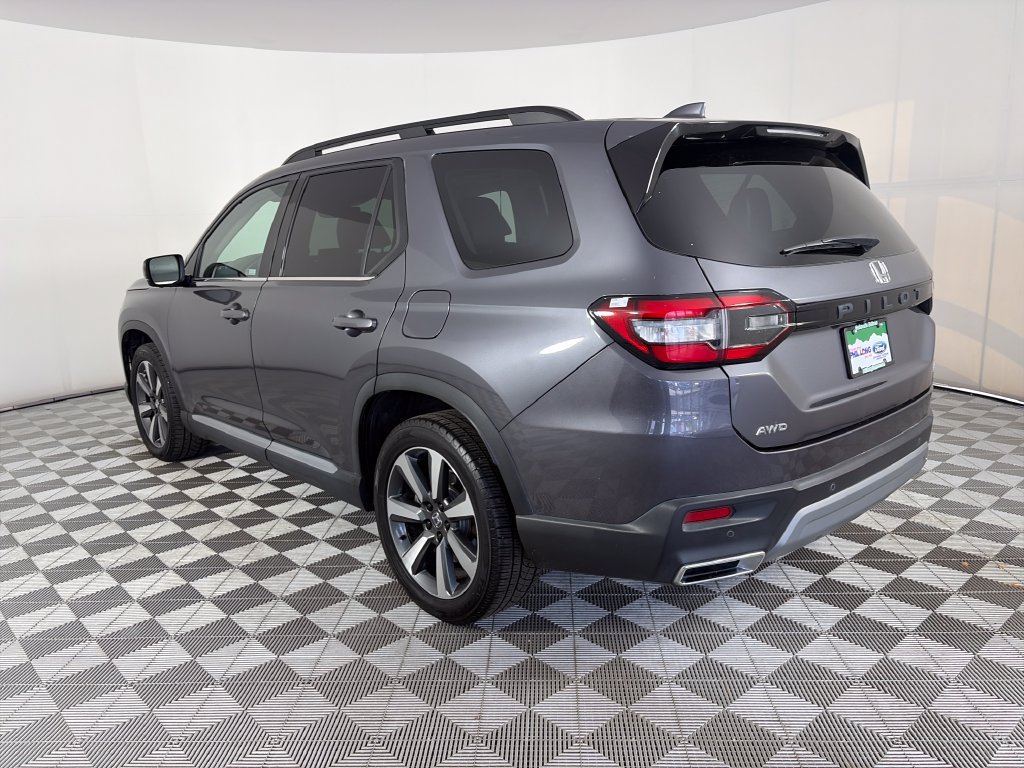 Used 2023 Honda Pilot Elite image 5
