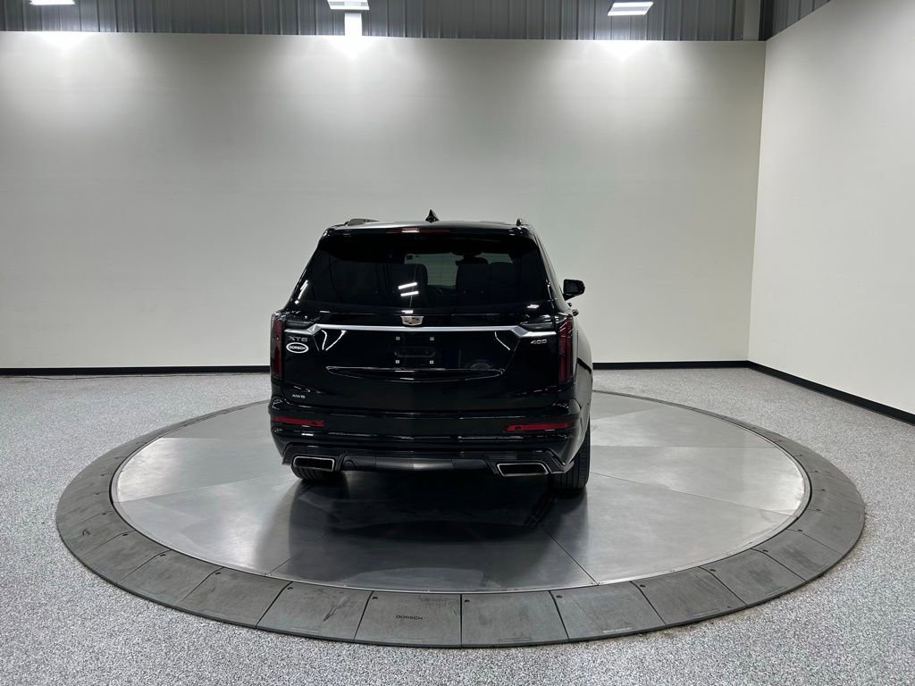 Used 2022 Cadillac XT6 Sport w/ Technology Package AWD/4WD image 8