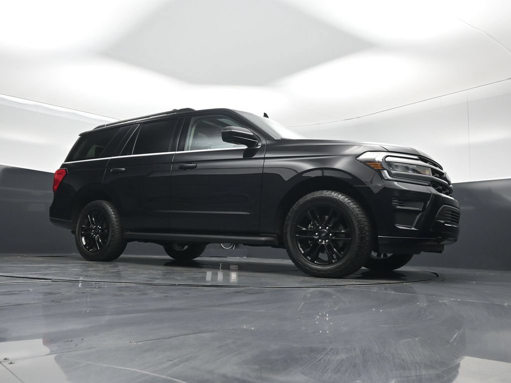 Certified 2024 Ford Expedition XLT AWD/4WD image 4