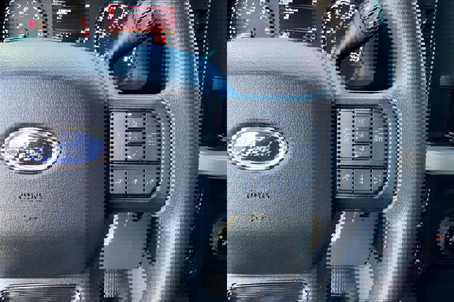 Certified 2023 Ford F250 XLT image 25