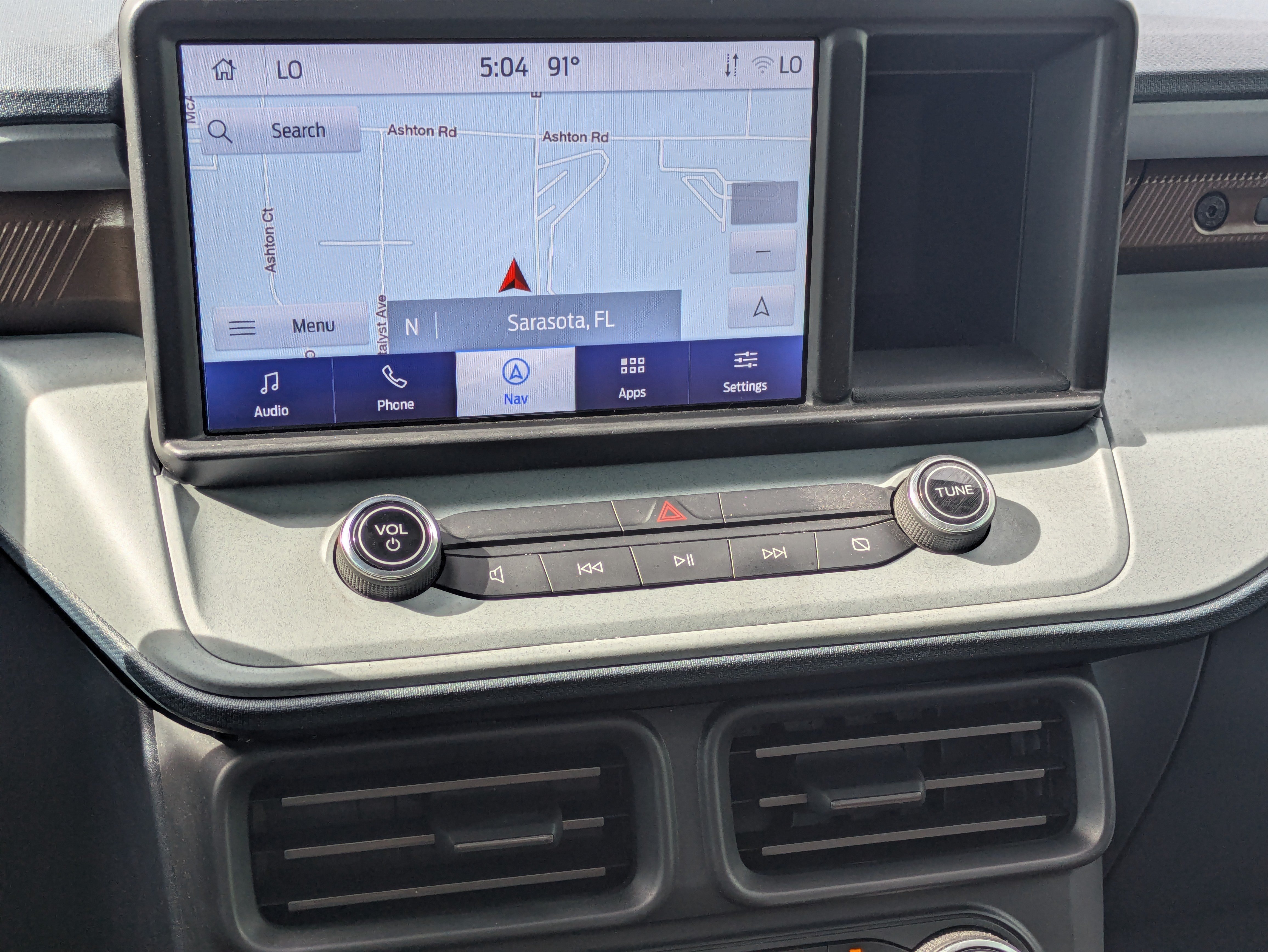 Certified 2024 Ford Maverick Lariat FWD image 33
