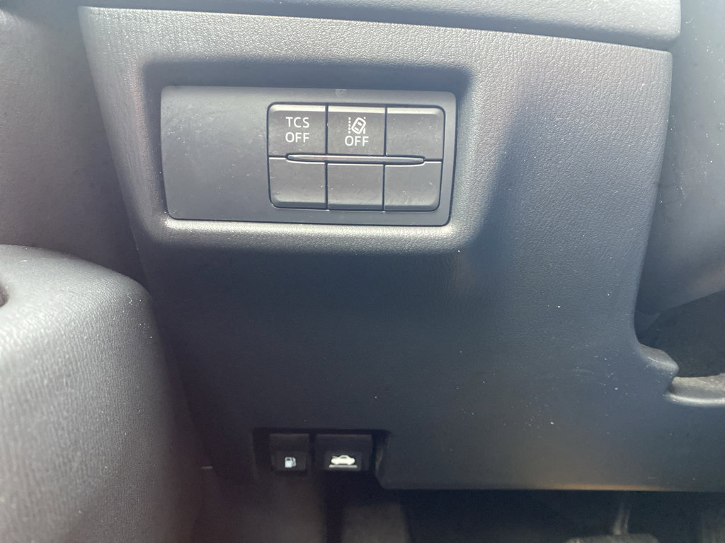 Used 2019 MAZDA CX-5 Touring image 21