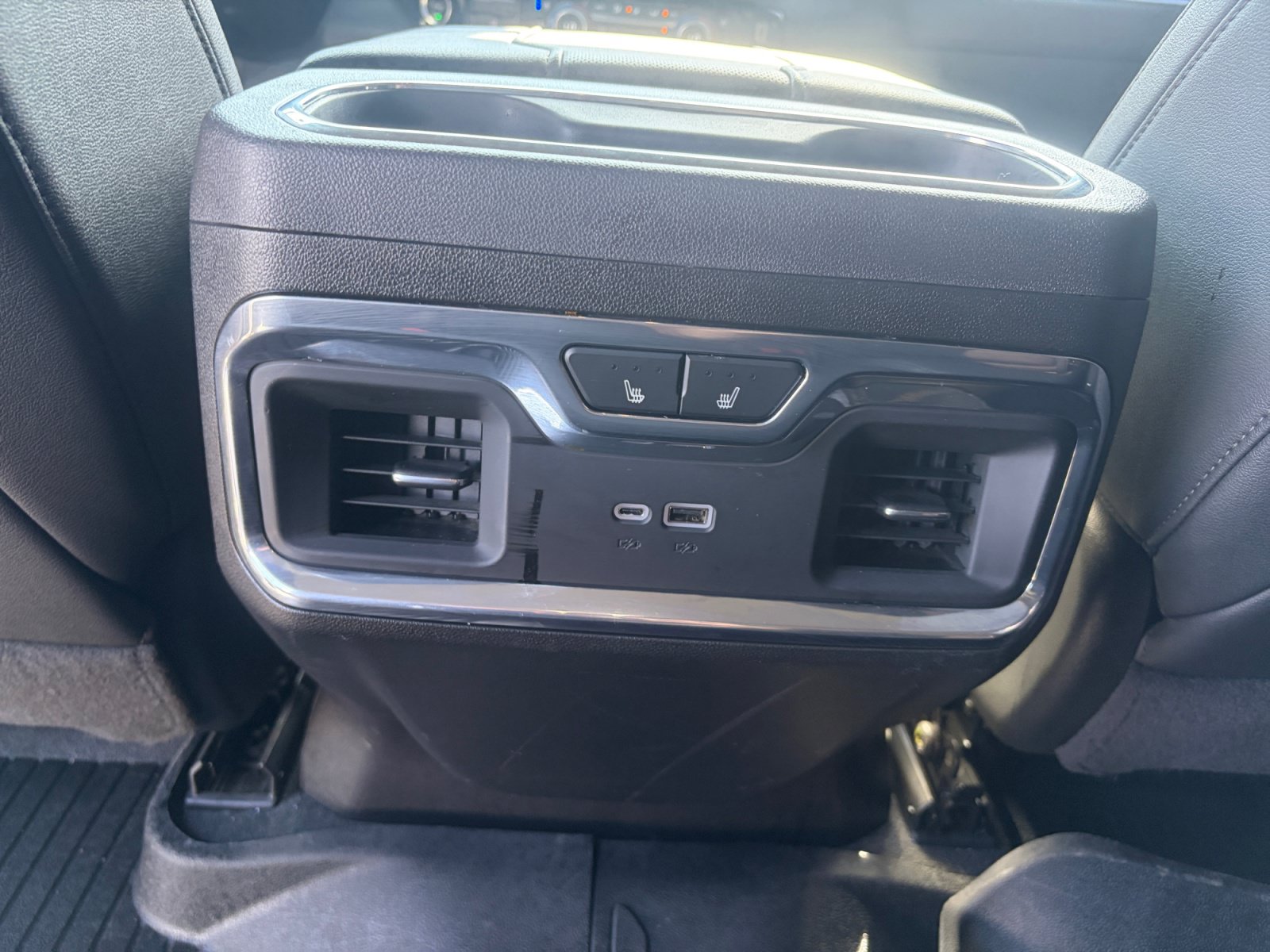 Used 2024 Chevrolet Silverado 3500 LTZ w/ LTZ Plus Package AWD/4WD image 26