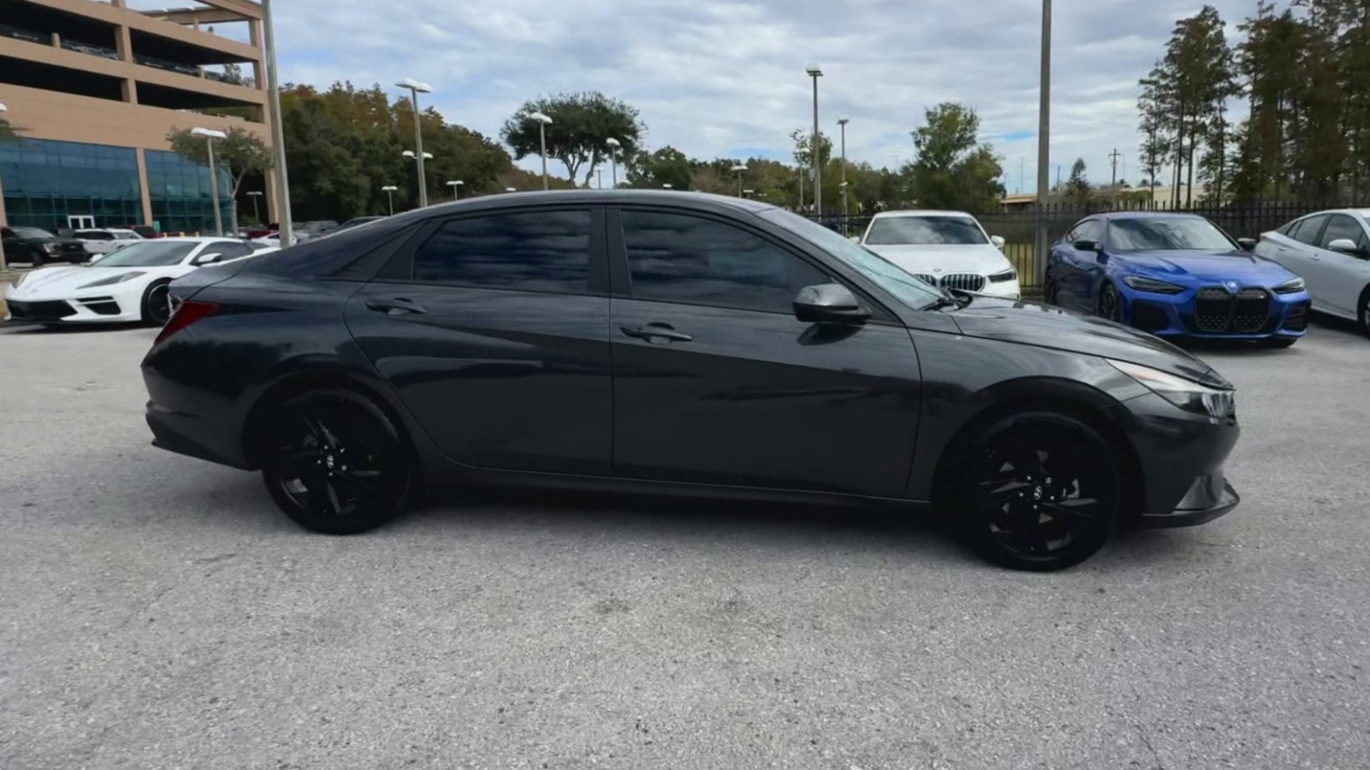 Used 2021 Hyundai Elantra SEL w/ Convenience Package image 33