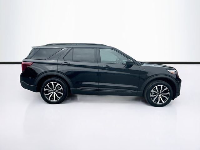 Certified 2023 Ford Explorer ST-Line w/ Class IV Trailer Tow Package AWD/4WD image 10