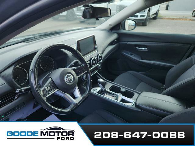 Used 2022 Nissan Sentra SV image 9