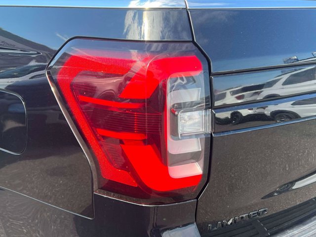 Certified 2023 Ford Expedition Max Limited AWD/4WD image 12