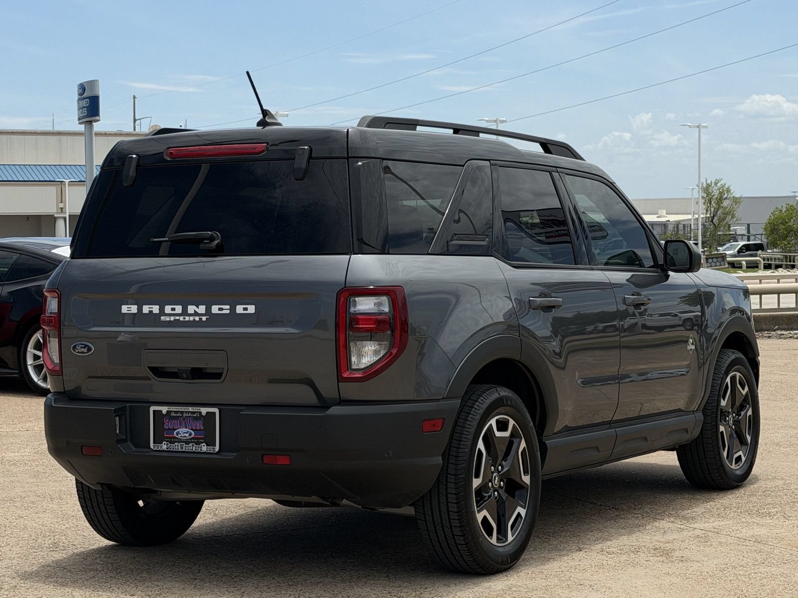 Certified 2021 Ford Bronco Sport Outer Banks AWD/4WD image 4