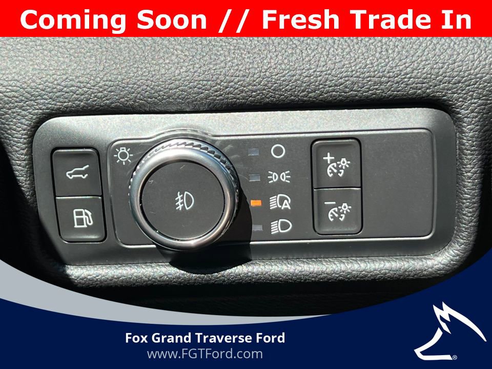 Certified 2021 Ford Explorer Limited w/ Hybrid Equipment Group 310A AWD/4WD image 18