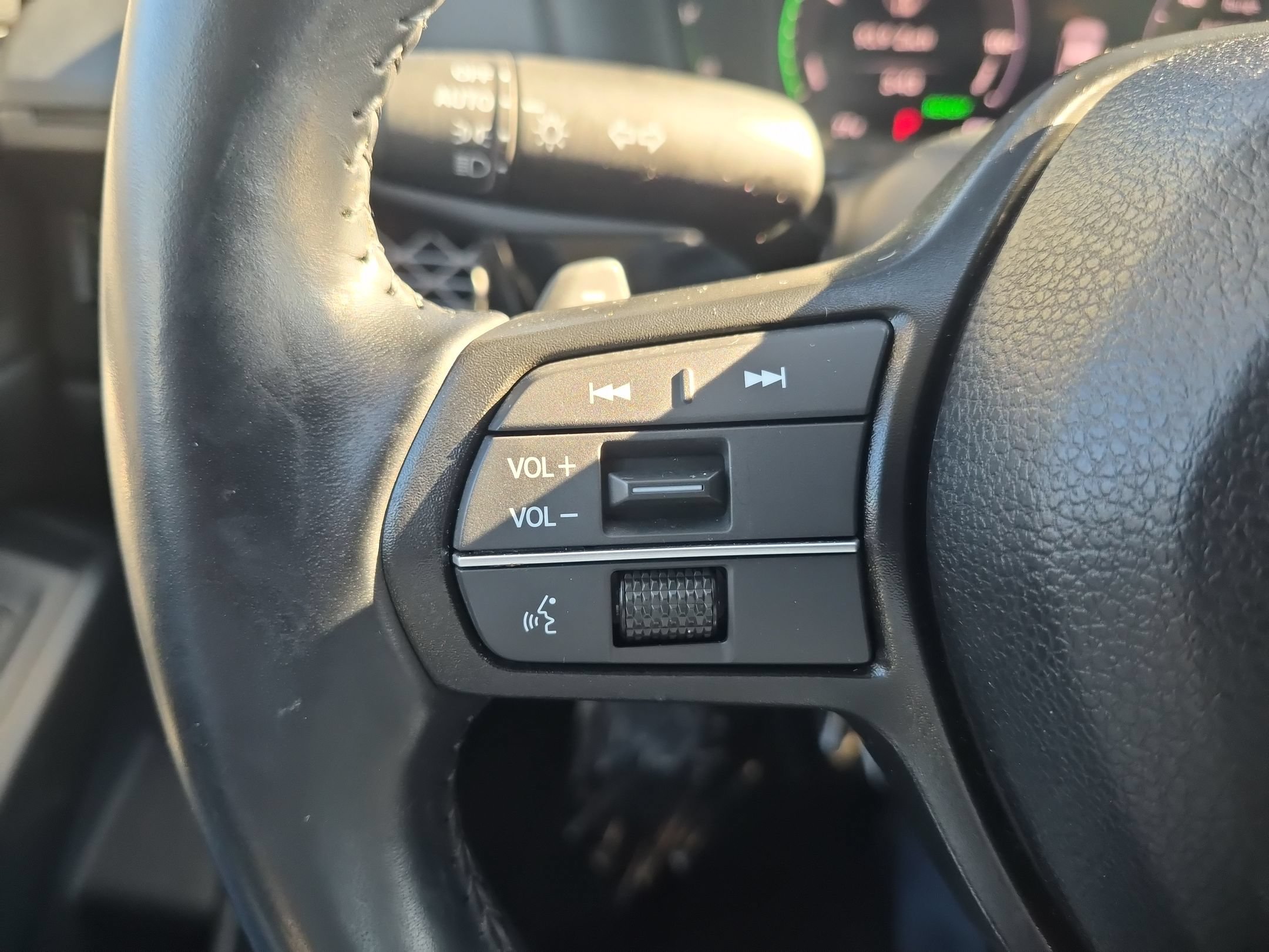 Used 2025 Honda Accord EX-L image 18