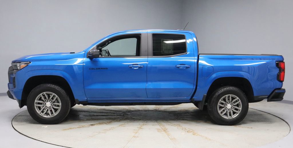 Used 2024 Chevrolet Colorado LT w/ LT Convenience Package III RWD image 5
