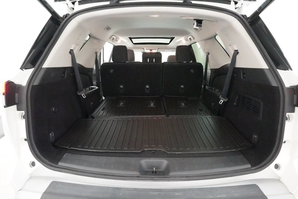 Used 2022 Nissan Pathfinder SV AWD/4WD image 10