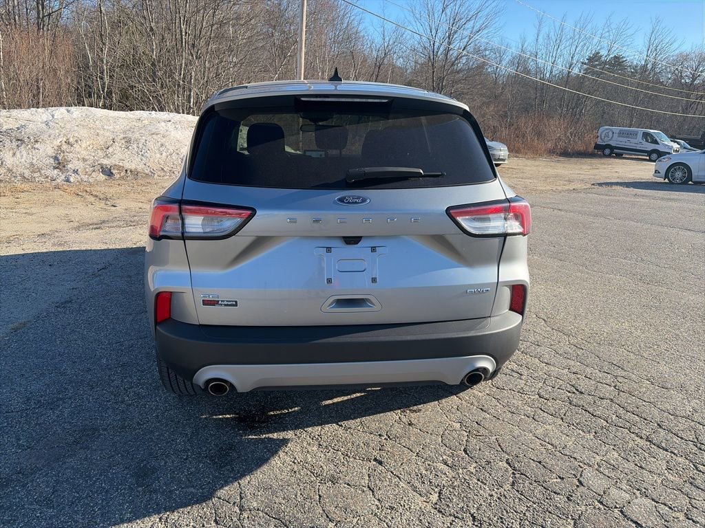 Certified 2022 Ford Escape SE w/ Cold Weather Package image 6