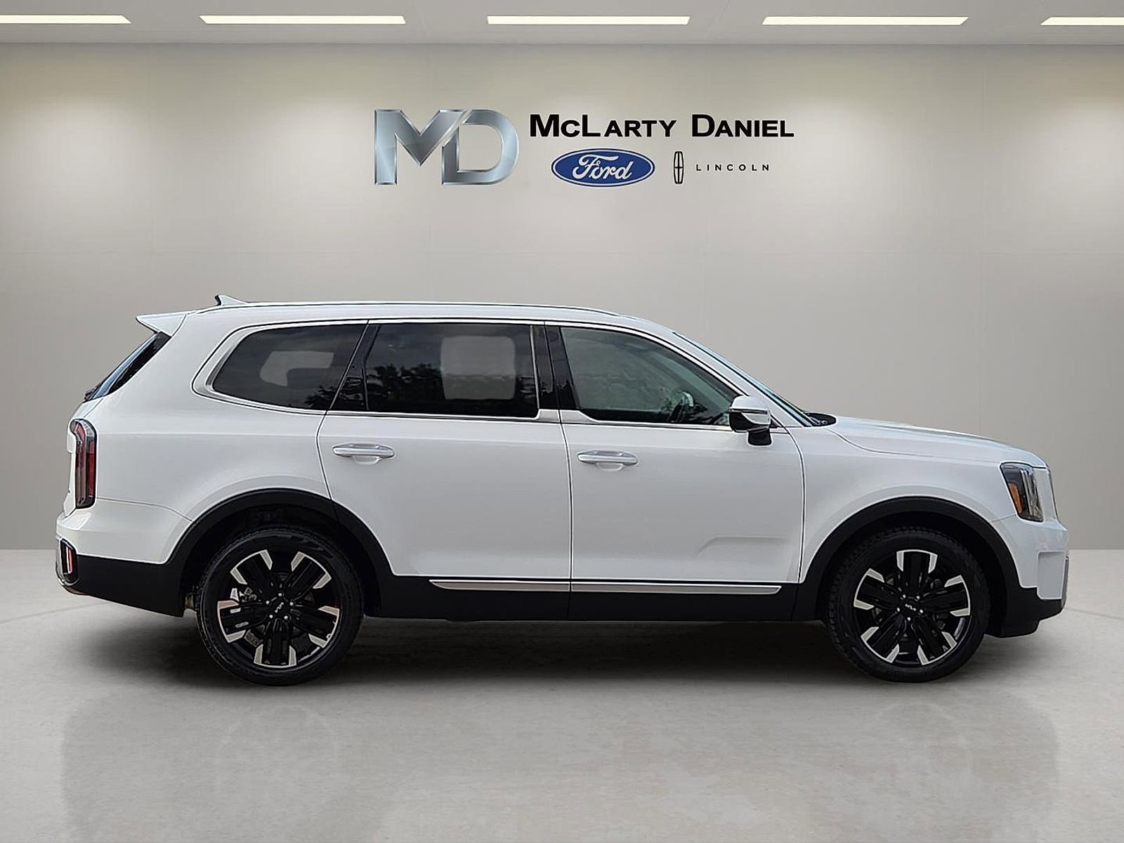 Used 2024 Kia Telluride SX image 6